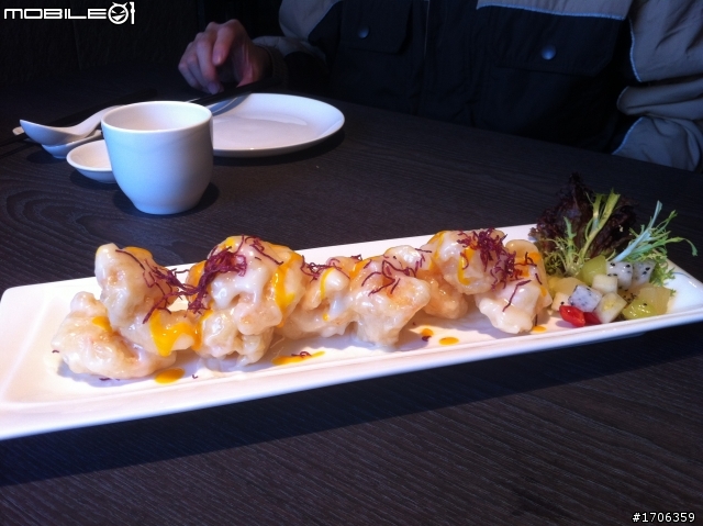 跨年  住高雄HOTEL DUA與 飯店內的悅品中餐廳吃飲茶-大推薦