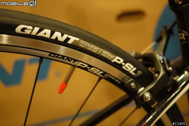 [開箱] 2012 Giant Avail Advanced 女性公路車開箱