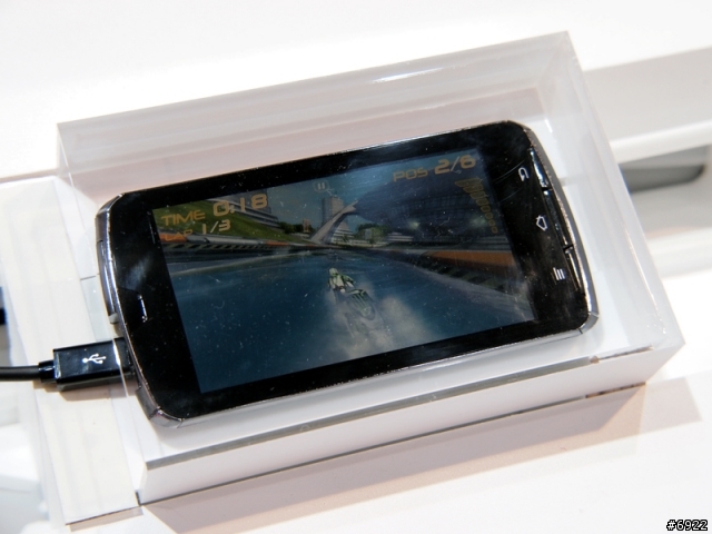 【CES 2012 】各品牌最新發表手機整理