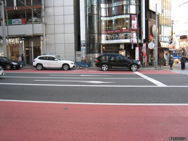 六本木的BMW