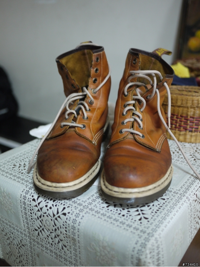 請教穿了7年的 DR. MARTENS 該如何拯救它？？ 內有圖～～謝謝