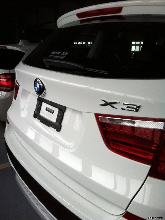 ~BMW X3-3.0 柴油 白色~
