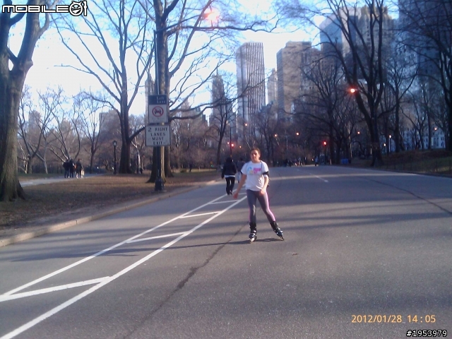 回紐約過年騎車(2)......寒冷中前進.....中央公園(central park)之美!