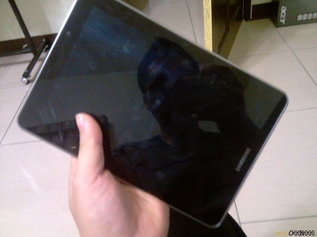 Samsung Galaxy Tab 7.7 之超隨便偷跑開箱!