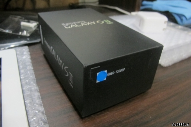 最近剛買Samsung Galaxy S2 i9100，盒子什麼都沒貼，會不會是水貨呢？
