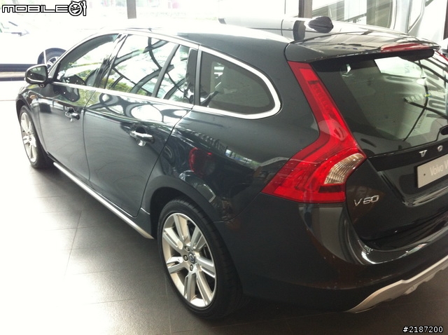 [賞車文]年前試車之VOLVO V60 T5 R DESIGN真的好迷人!!!