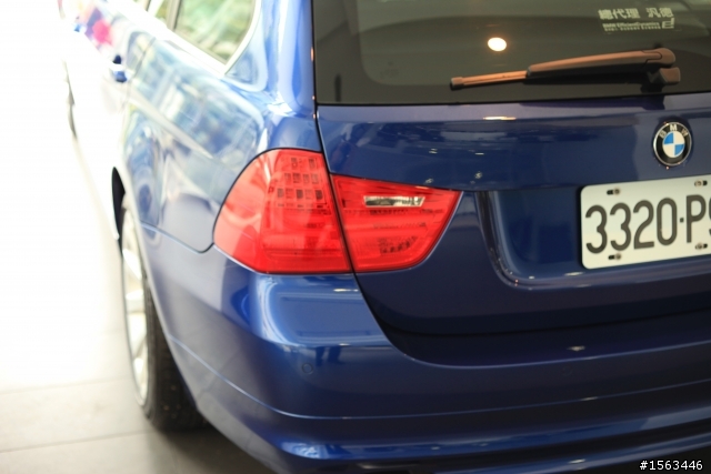 1/6 BMW 320DT A51小開箱