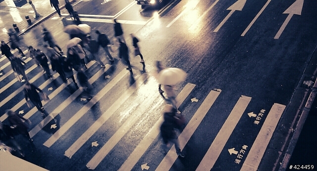 手機夜拍.. Htc HD2 @ 信義