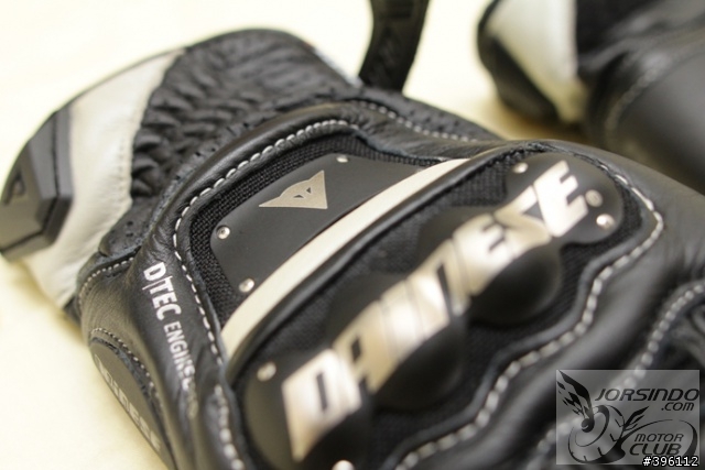 (分享)手套系列之四 Dainese Guanto 4-stroke手套