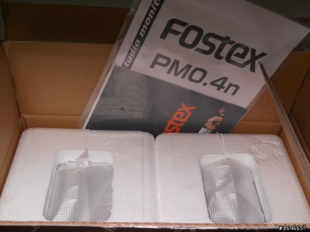 [開箱] 不算新款的入門主動式喇叭新品開箱 FOSTEX PM-0.4n