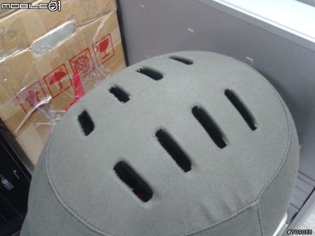 2012 Lazer Cityzen CE Khaki 像鋼盔的安全帽