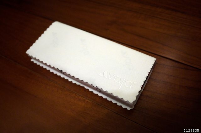 來自布宜諾斯艾利斯頂級皮套 - Vaja iVolution Top SP for iPhone 4/4S