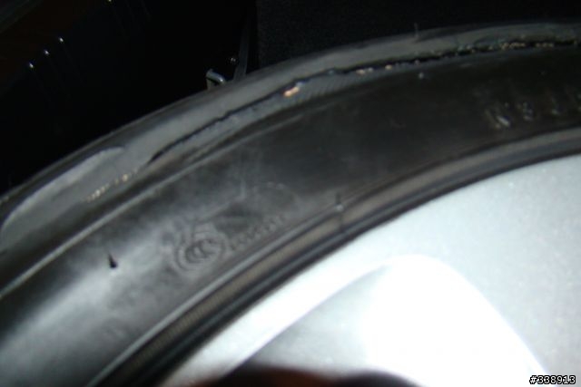 東洋 C1S 右後輪爆胎驚魂