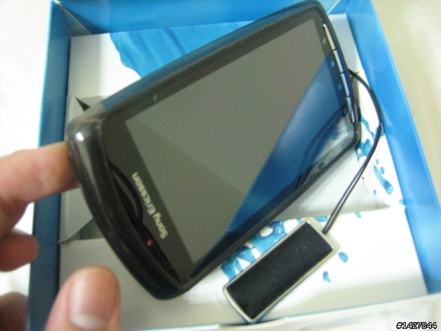 新春入手Xperia Play!(附贈偽開箱文)