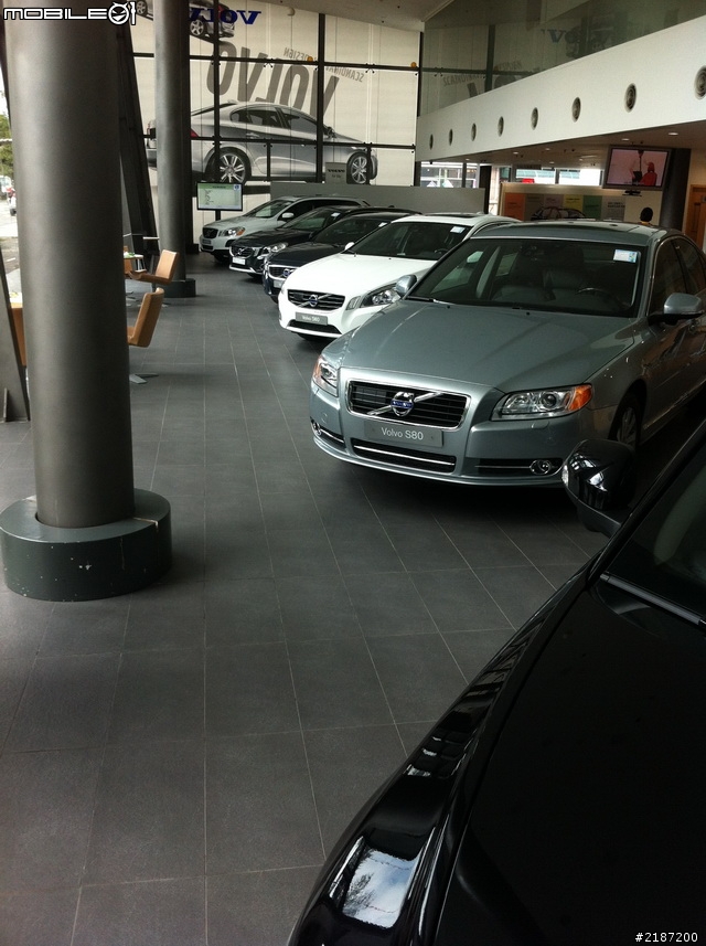[賞車文]年前試車之VOLVO V60 T5 R DESIGN真的好迷人!!!