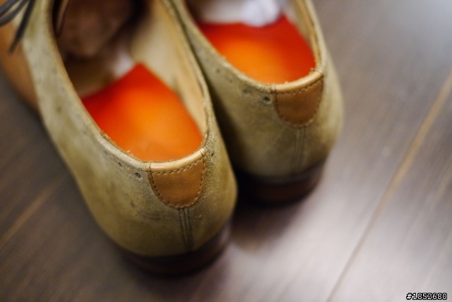 【蜈蚣病發作】英國 Grenson Tyler 雕花鞋開箱文