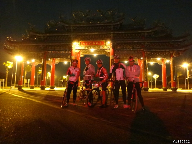 極限挑戰之認證首發團" 富貴角燈塔至鵝鑾鼻燈塔一日雙塔 "全記錄