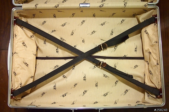 【西西分享】RIMOWA x MMJ全球唯一聯名旅行箱976.70 ClassicFlight