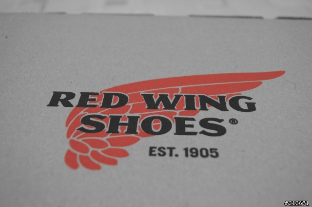 [開箱]終於輪到我來開 =Red Wing 9111=