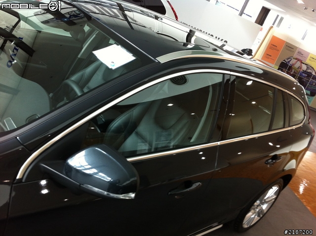 [賞車文]年前試車之VOLVO V60 T5 R DESIGN真的好迷人!!!