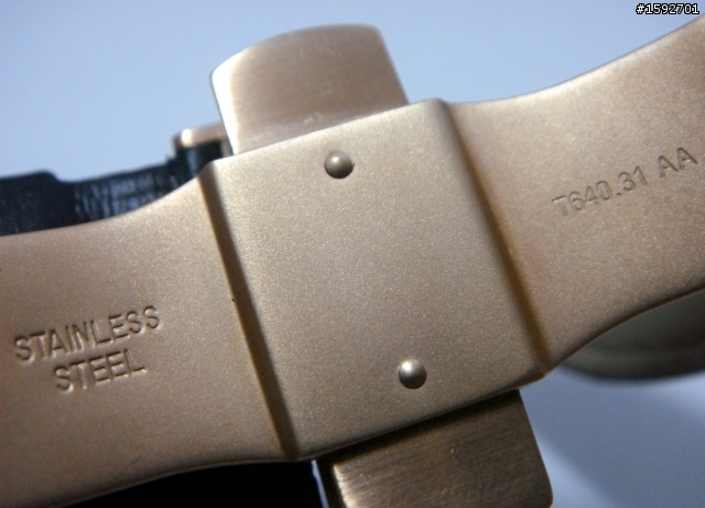 開箱 - 第一支機械表 TISSOT Couturier ( 42p )