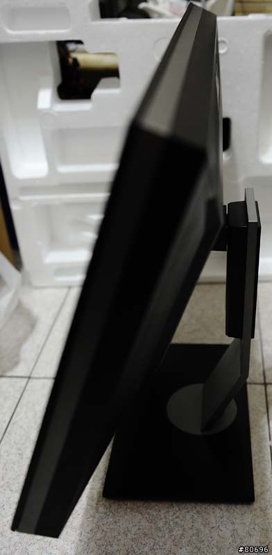 DELL UltraSharp U2711顯示器開箱