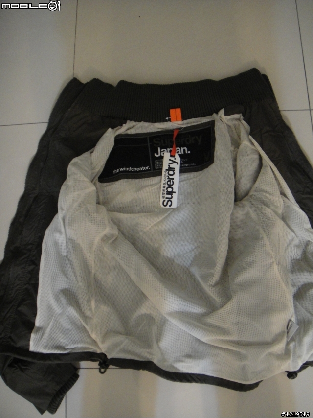 [遺憾的開箱]Superdry Windcheater Jacket - Army cream / M