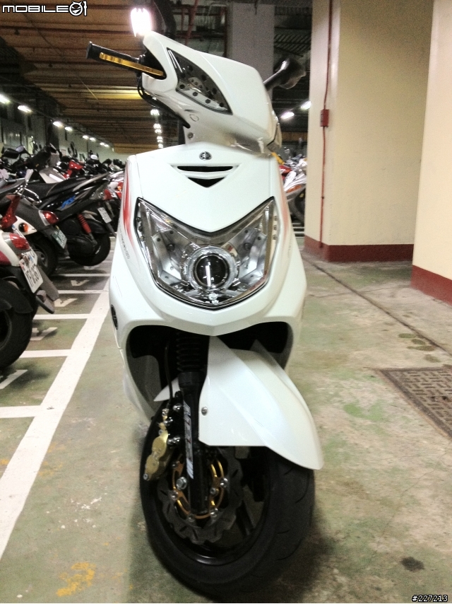 新競戰(5期)改裝 brembo對向四活塞卡鉗40m/m (金色-右) (開箱) (重新發文)
