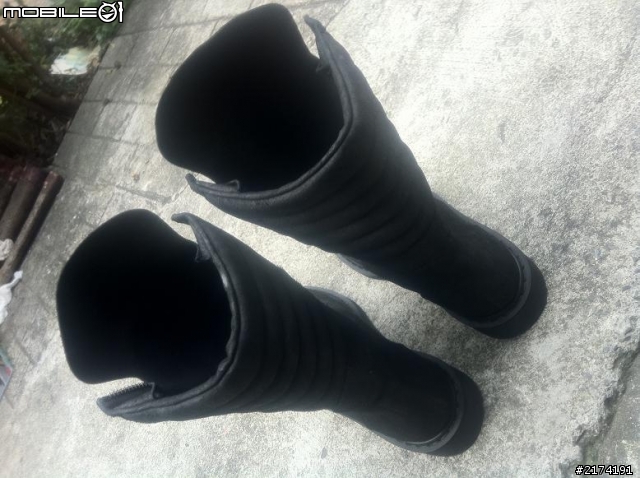 RICK OWENS 半硝革小牛皮拉鍊短靴 之 魅力無限好 開箱
