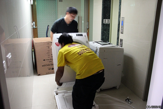 雨天也可以放心洗衣服！LG WD-10RFD變頻洗脫烘滾筒洗衣機極簡分享