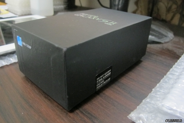 最近剛買Samsung Galaxy S2 i9100，盒子什麼都沒貼，會不會是水貨呢？