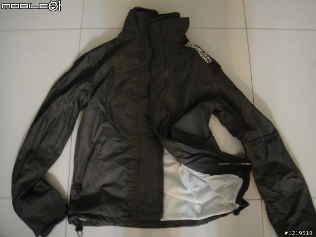 [遺憾的開箱]Superdry Windcheater Jacket - Army cream / M