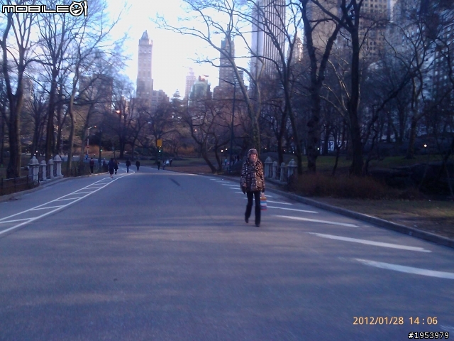 回紐約過年騎車(2)......寒冷中前進.....中央公園(central park)之美!