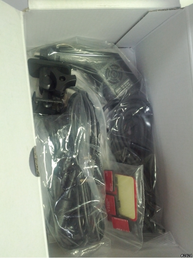 初二回娘家的禮物-Finevu CR-300HD 行車紀錄器開箱