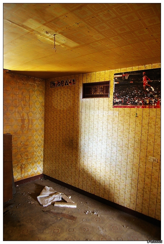 [開箱]30年老屋翻新，黑白簡約風-圖多(2012.01.30更新)