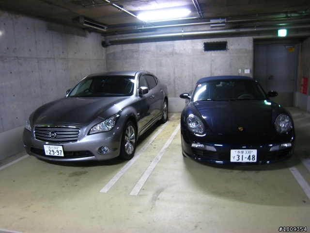 六本木的BMW
