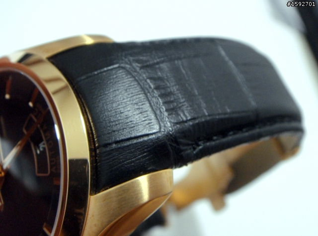 開箱 - 第一支機械表 TISSOT Couturier ( 42p )