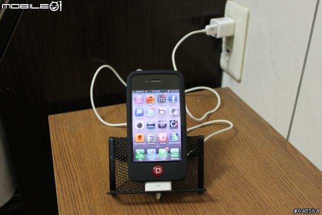 自製 DIY 的 iphone手機充電座