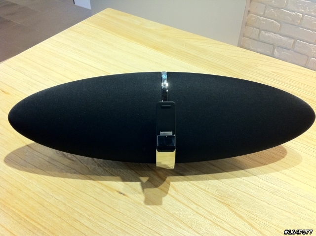 [音響開箱] Bowers & Wilkins B&W Zeppelin air