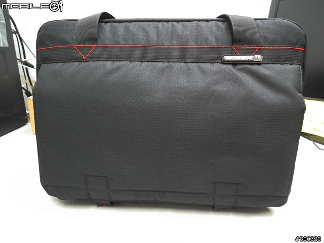 [開箱] 上班也要帶腳架WINER BOX40 NB相機包