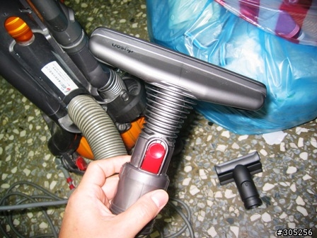 [試用心得] Dyson DC36吸塵器試用心得(圖多已補完)