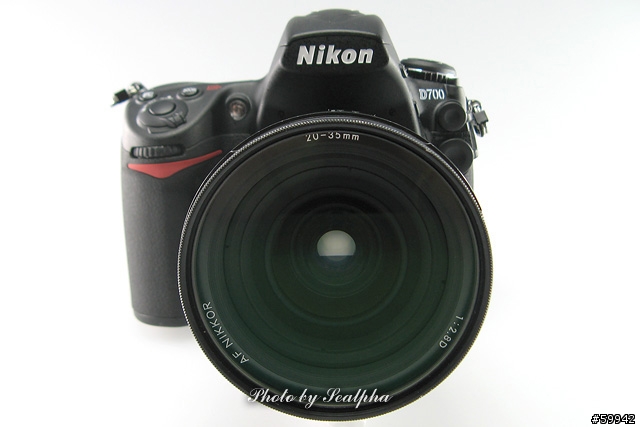 遲來的開箱文-Nikon D700
