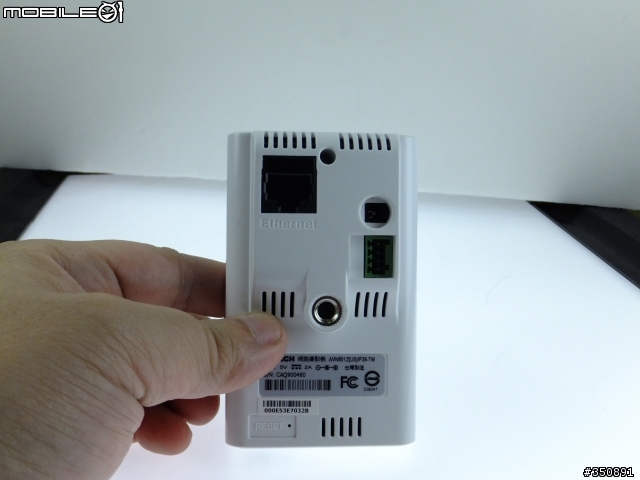 [開箱]AVTECH AVN801 網路攝影機，iPhone/iPAD族居家/店面監看最佳解決方案！