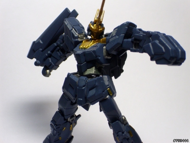 GUNDAM FW STANDARTS 12 - 獨角獸2號機 報喪女妖 改可動