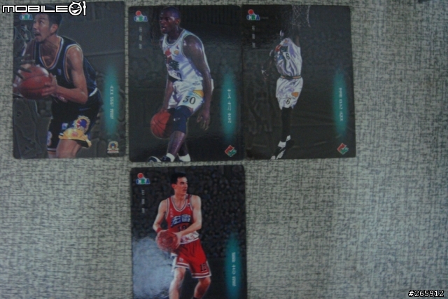 分享 這些人你認是誰                             卡齡超過10年的籃球卡