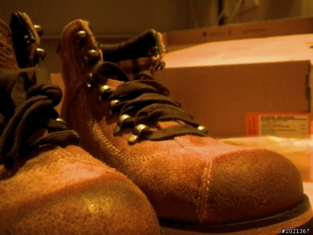 [最新 第一雙靴子][Timberland 男靴、女靴 開箱x2][多張圖]  Men's Heritage Dardin Hiker  &  Junior Roll-Top Boot