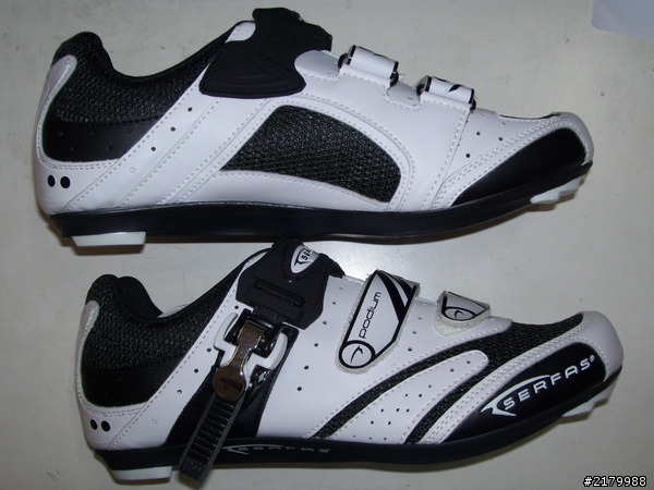 卡鞋比較! shimano R087 vs Serfas
