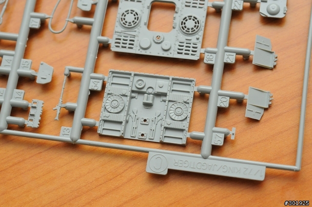 [分享] 一次做兩台:1/72 King Tiger & Jagdpanzer