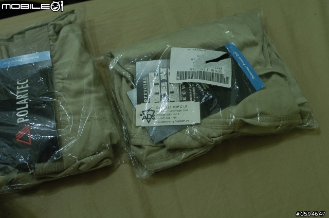 [開箱]哈爾濱行前裝備準備；Danner Combat Hiker Boots 43513X、手、內衣褲、襪子...等