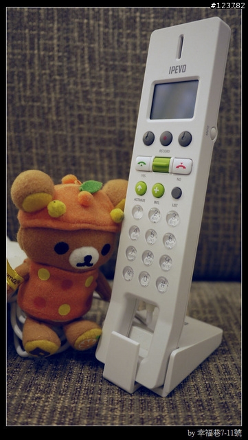 開箱。IPEVO Cushi 2 客廳專用 iPad 2 靠枕